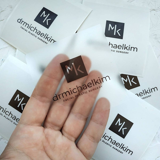 прозрачные этикетки для косметической упаковки